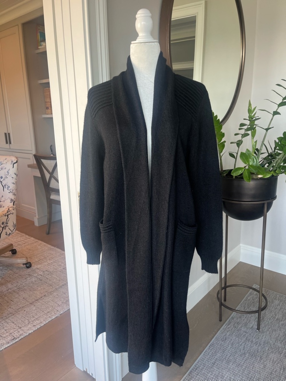 Long Black Open-Front Knit Cardigan with Pockets